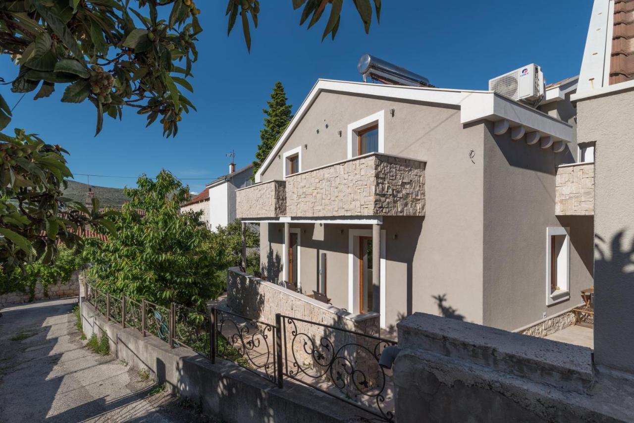 Villa Lucica Trogir Eksteriør billede