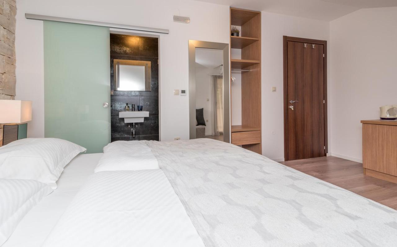 Villa Lucica Trogir Eksteriør billede