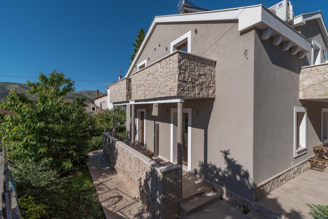 Villa Lucica Trogir Eksteriør billede